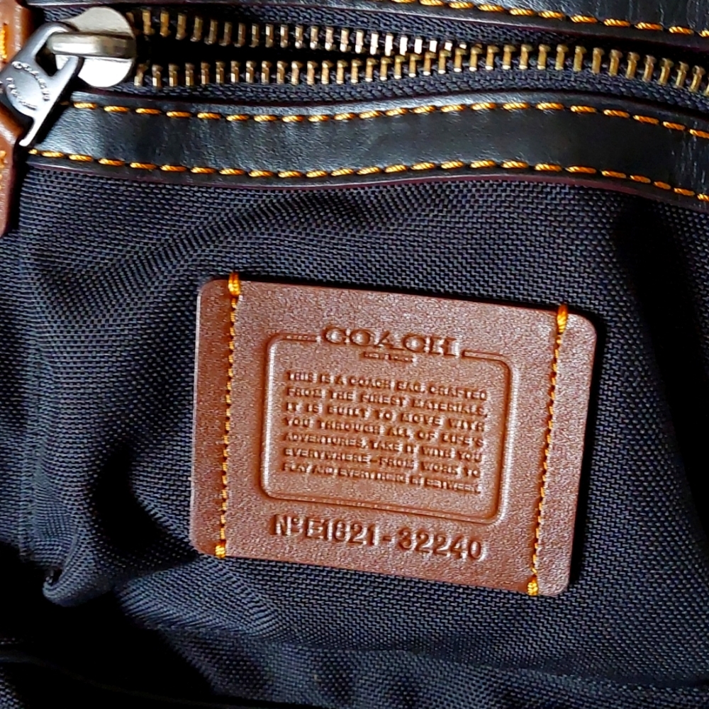 Amazing Hard to Find Coach Sling Bag